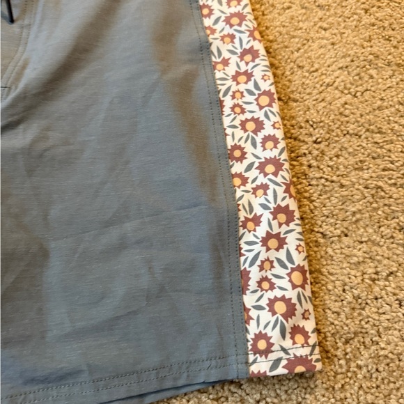 Katin Gray and Brown Board Shorts Quick-Dry Swimwear - Picture 4 of 8